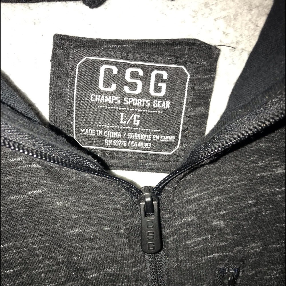 Sweater - Picture 4 of 6